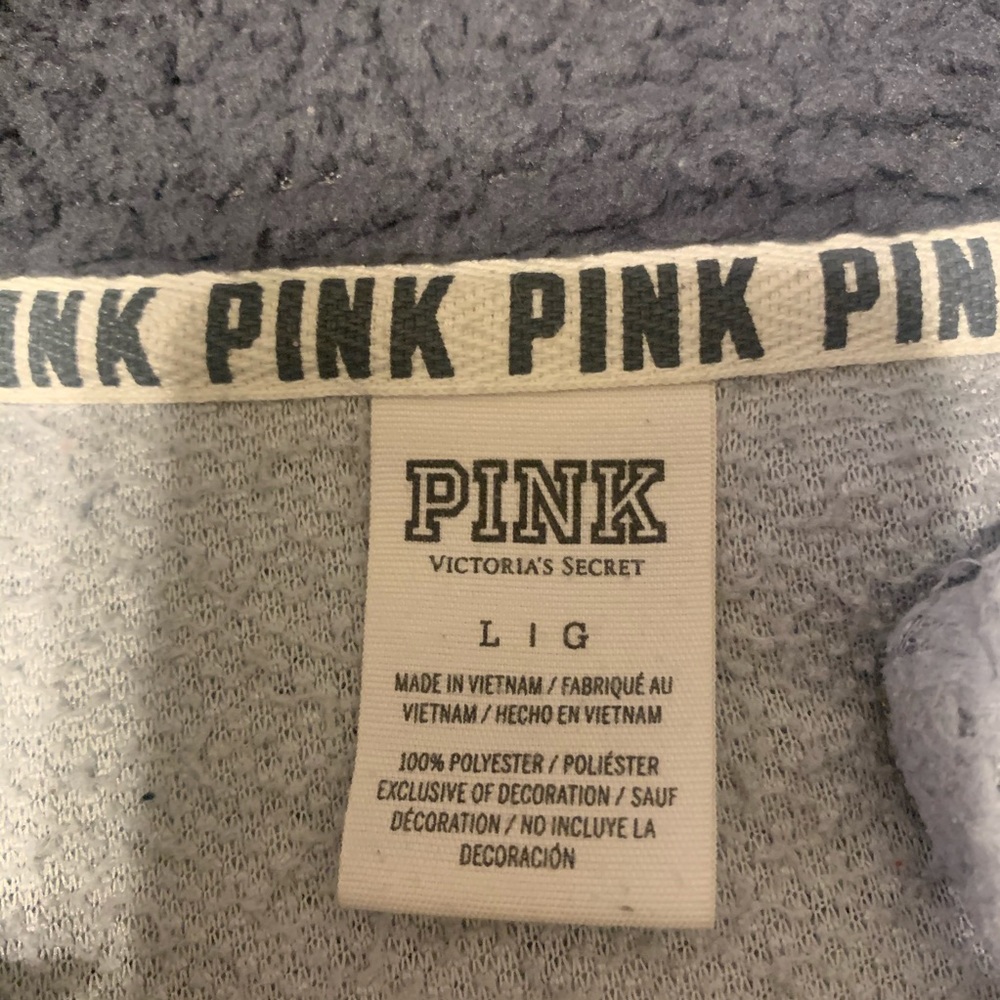 VS PINK pullover😇😇 - Picture 3 of 3